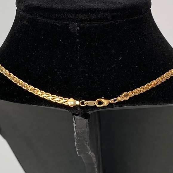 Avon Chain Necklace Flat Gold Tone Vintage 17.5” - Picture 5 of 10